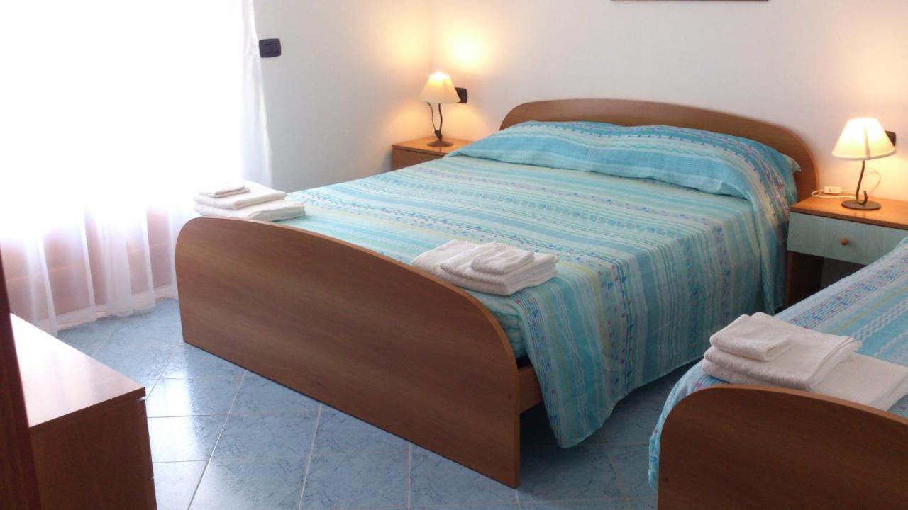 Borgo Marinaro Bed & Breakfast มารีนาดีกาเมโรตา ภายนอก รูปภาพ