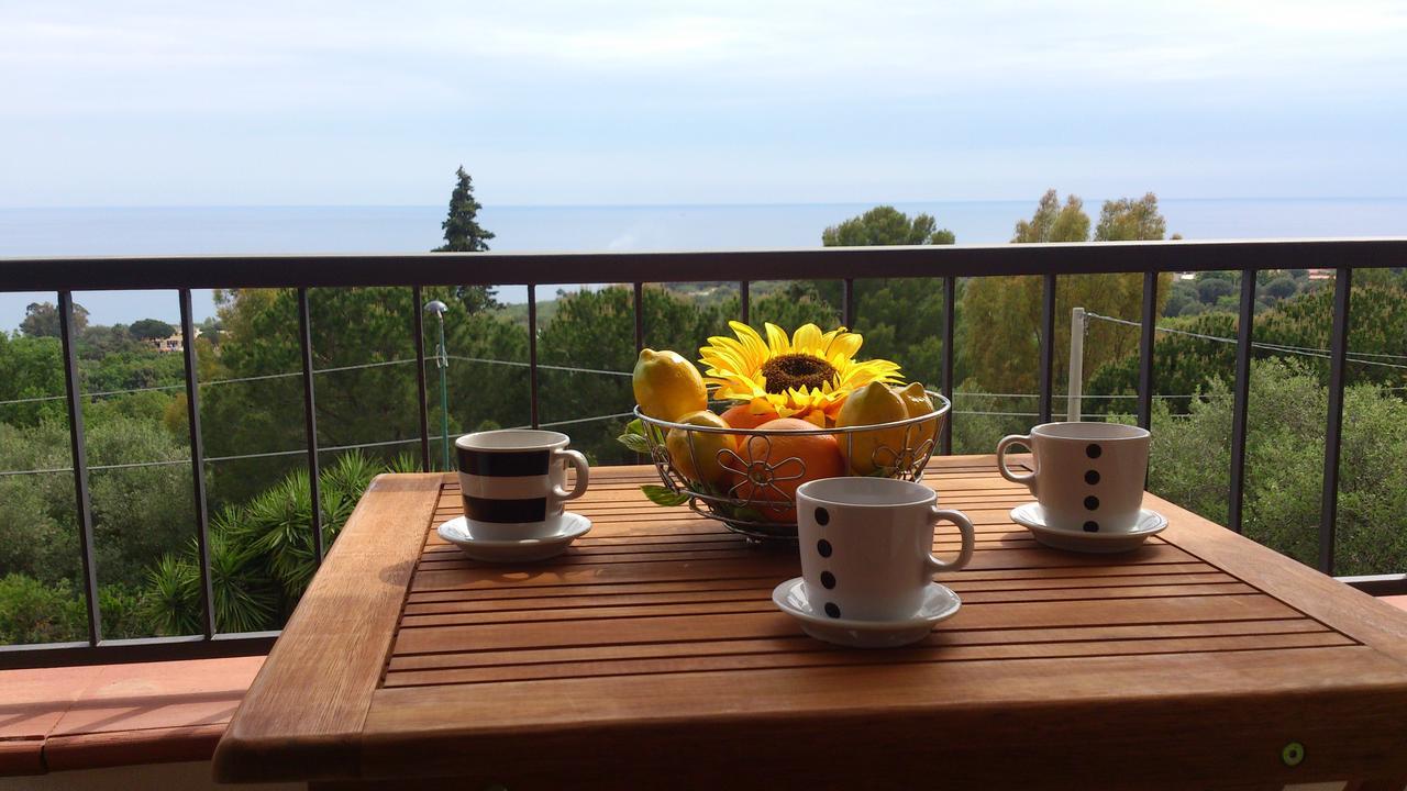 Borgo Marinaro Bed & Breakfast มารีนาดีกาเมโรตา ภายนอก รูปภาพ