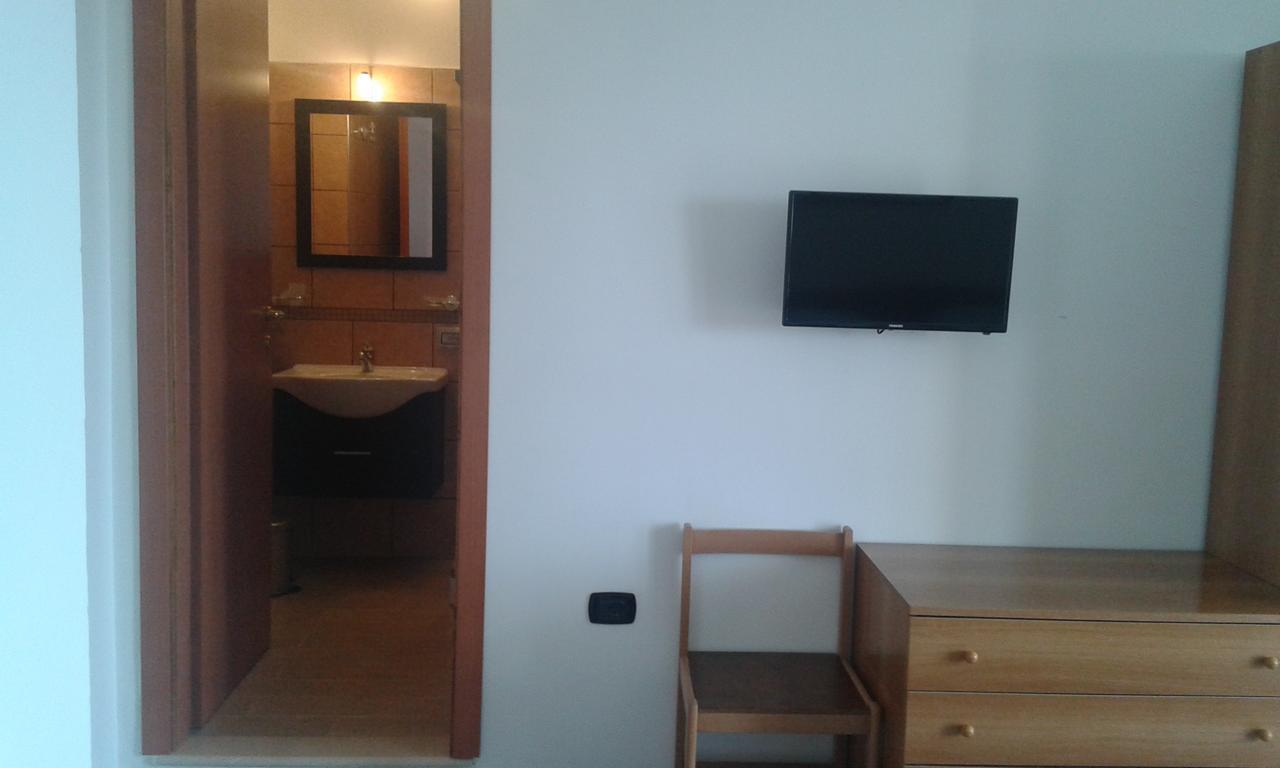 Borgo Marinaro Bed & Breakfast มารีนาดีกาเมโรตา ภายนอก รูปภาพ