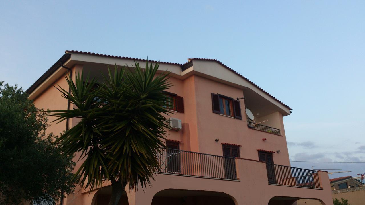 Borgo Marinaro Bed & Breakfast มารีนาดีกาเมโรตา ภายนอก รูปภาพ