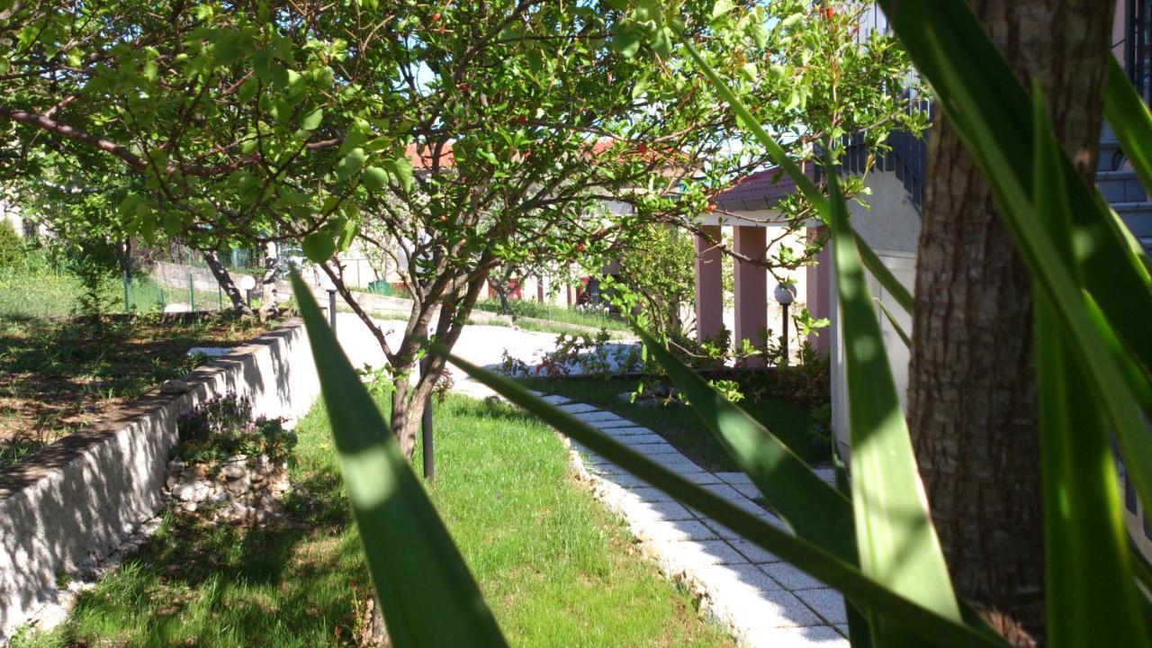 Borgo Marinaro Bed & Breakfast มารีนาดีกาเมโรตา ภายนอก รูปภาพ