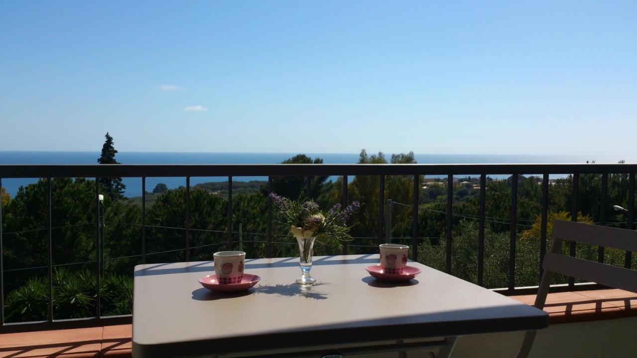 Borgo Marinaro Bed & Breakfast มารีนาดีกาเมโรตา ภายนอก รูปภาพ