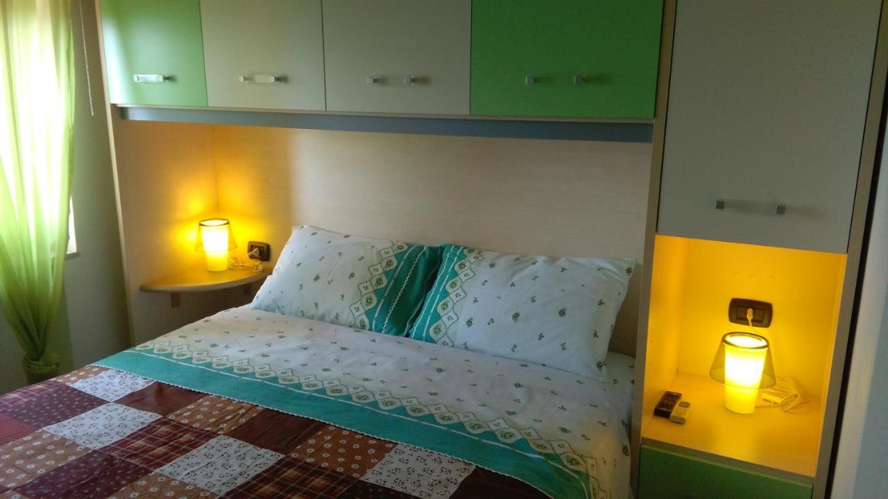 Borgo Marinaro Bed & Breakfast มารีนาดีกาเมโรตา ภายนอก รูปภาพ